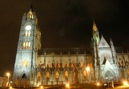 Quito at Night 010